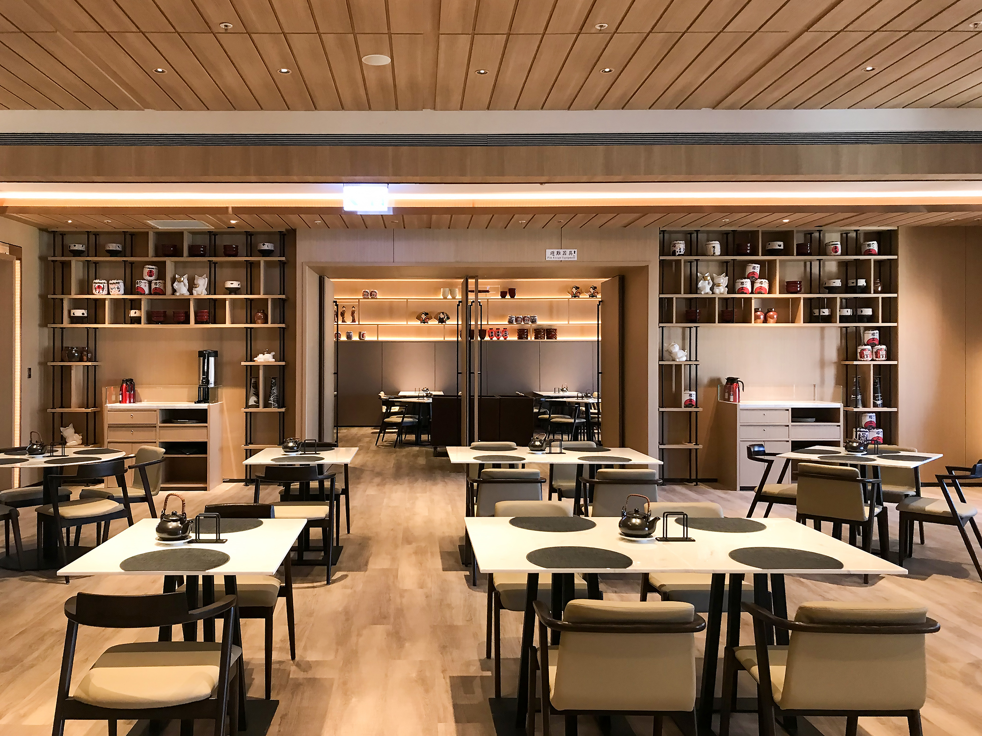 座位區 京享日式自助餐廳 裝修 高雄萬豪酒店