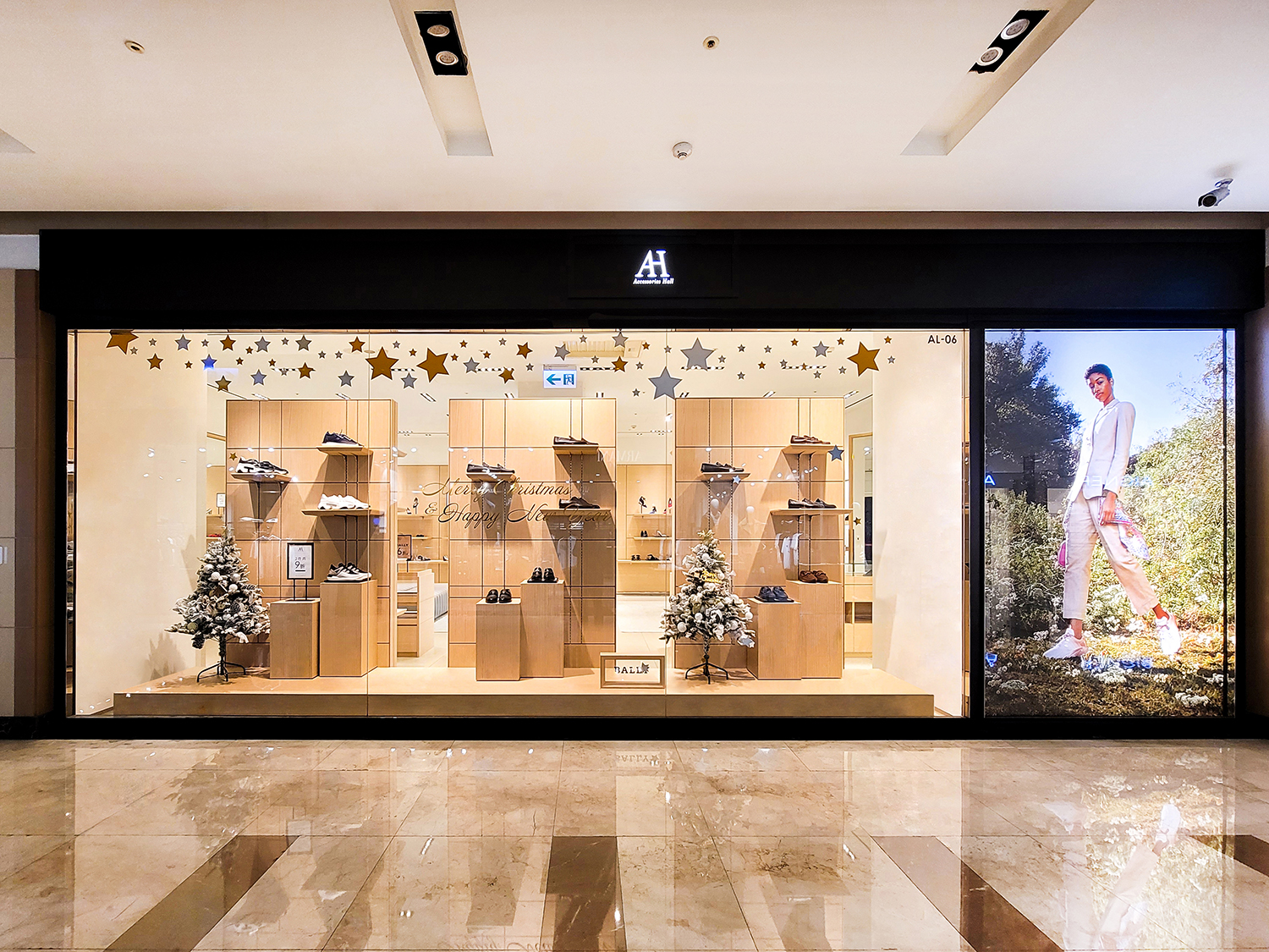 展示櫥窗 Accessories Hall 義大世界購物廣場 肯記設計 百貨裝修案